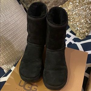Ugg Classic short Boots - EUC
